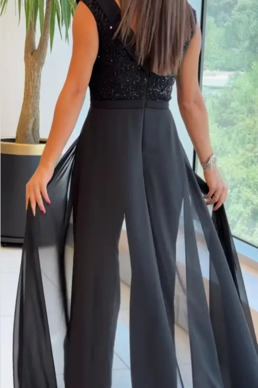 Louna™ | Elegante mono sin mangas